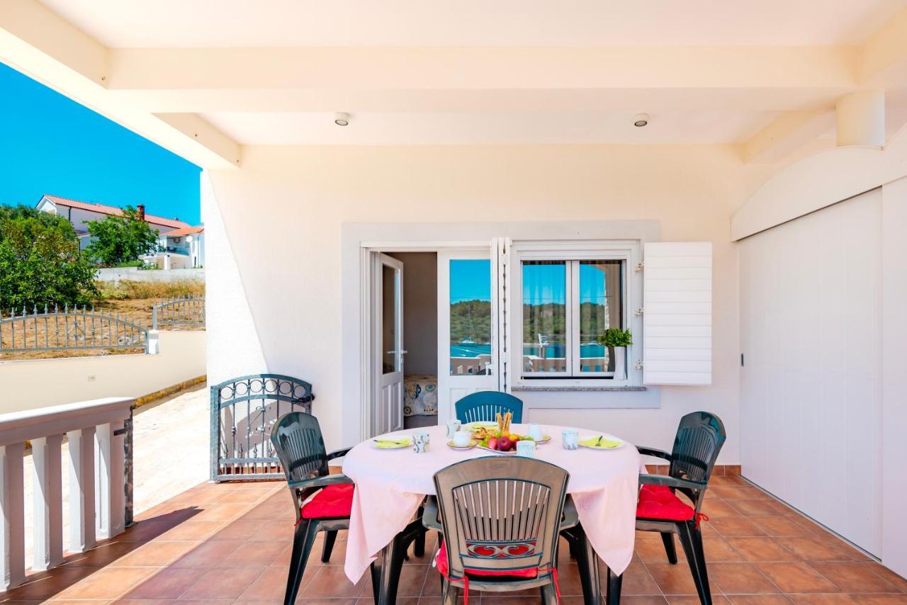 Apartment Bilice Beach Eksteriør bilde