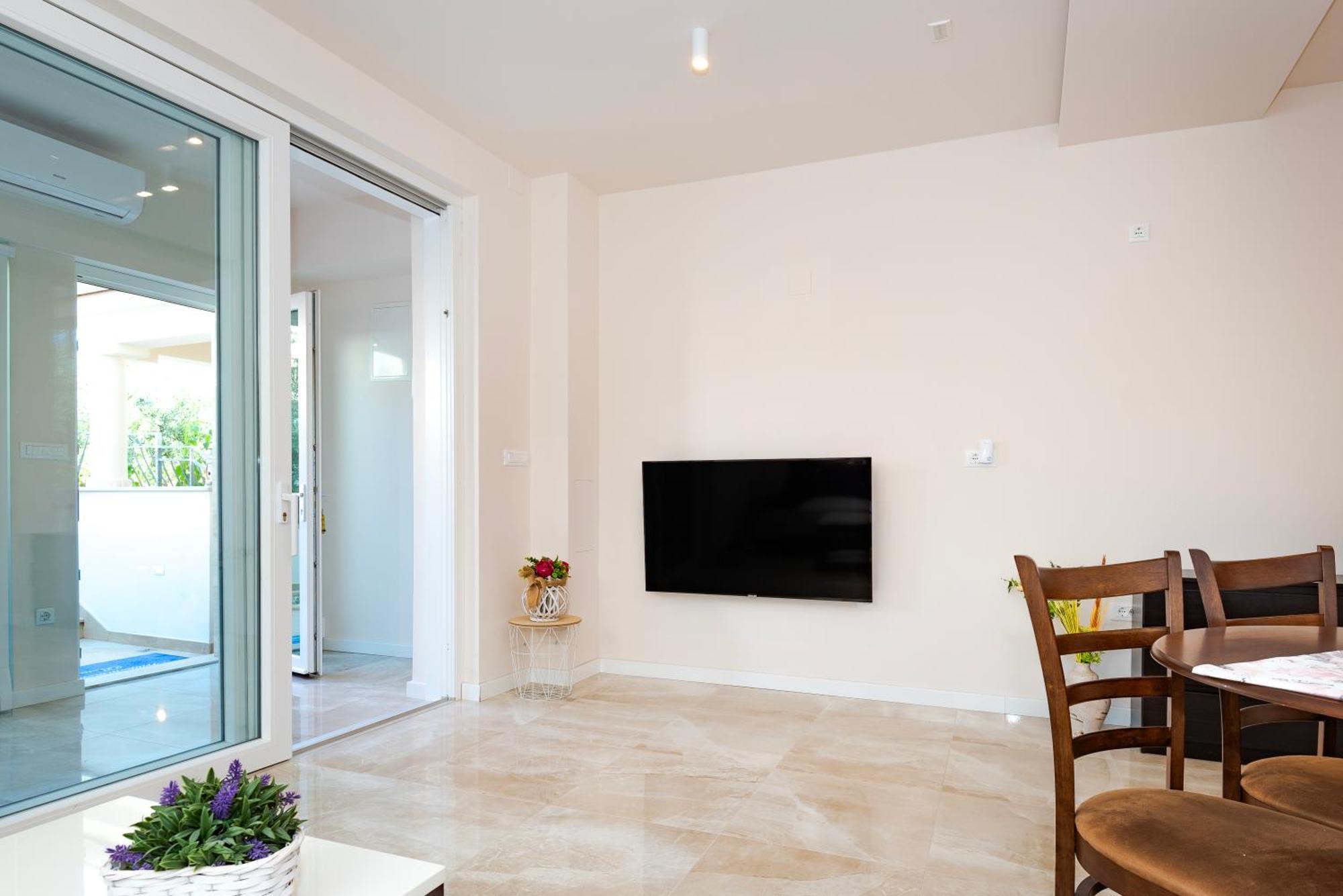 Apartment Bilice Beach Eksteriør bilde